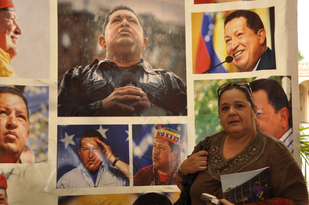 Los sueños de Chávez se perpetúan en los programas humanistas que nacen y fructifican en Venezuela, destaca Bárbara Betancourt.  Foto: Cortesía de la entrevistada.