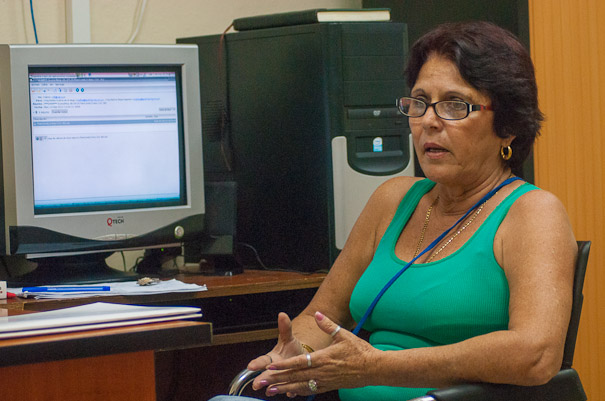 Melba Guerra de la Vega, directora general, asegura que en sus manos no hay ningún documento que enuncie un cierre, pero ella se encargará de que cada trabajador tenga un futuro asegurado. Fotos: Leandro Armando Pérez Pérez.