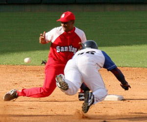 Industriales-Santiago de Cuba, otra serie muy seguida por la afición