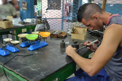 Empresa Pexac: la balanza en el medio siglo