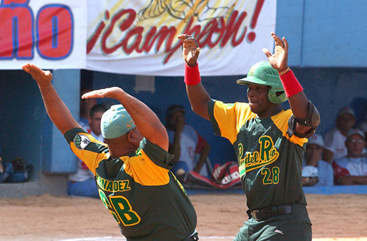 William Saavedra, el líder ofensivo del equipo Pinar del Río en este play off. Foto: josé Raúl Rodríguez Robleda