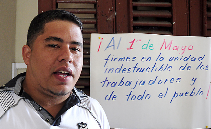 Michael Orlando Rodríguez Najarro, secretario general del sindicato municipal de Educación y Deporte del Cerro. Foto: Roberto Carlos Medina.