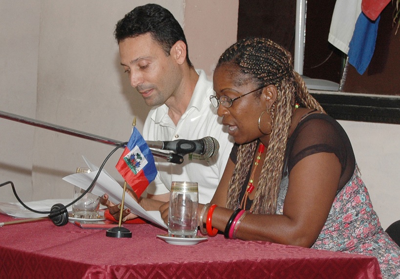 Momentos de la intervención de la Representante de la Comunidad Haitiana en Cuba Maritza Donatién.Fotos: César A. Rodriguez.
