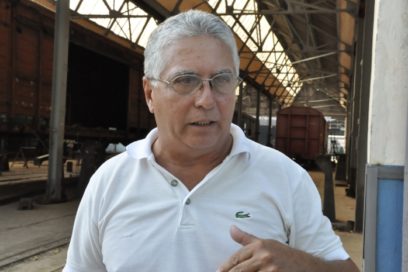 “Nadie nos obliga a ir al desfile, vamos por convicción”