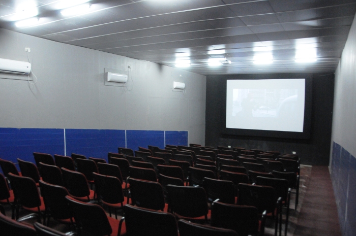 Nuevas y acogedoras salas de proyección exhibe el multicine Casablanca.