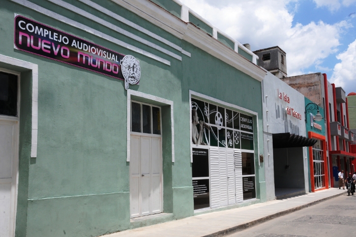 Toda la calle tiene la presencia del séptimo arte