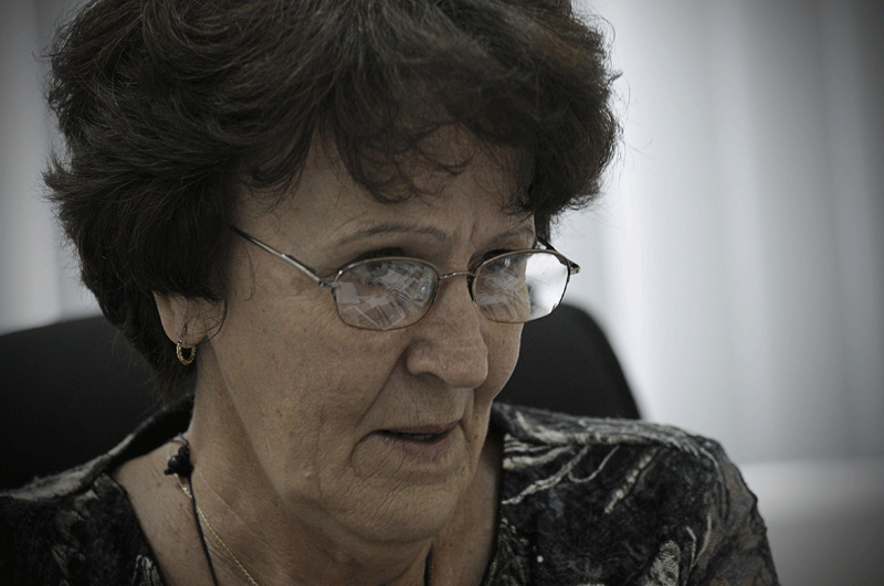 La doctora María Isela Lantero insistió en que la epidemia de VIH/sida está presente en Cuba y afecta a adultos en edad sexualmente activa que tienen relaciones desprotegidas. Foto: René Pérez Massola