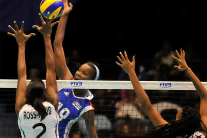 Morenas detienen ímpetu de trinitarias