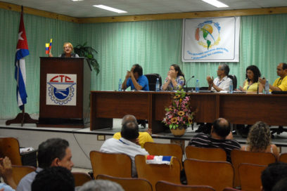Debate agenda política Encuentro Sindical Nuestra América