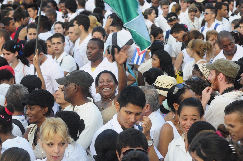 Desfile Primero de Mayo La Habana Cuba (1)