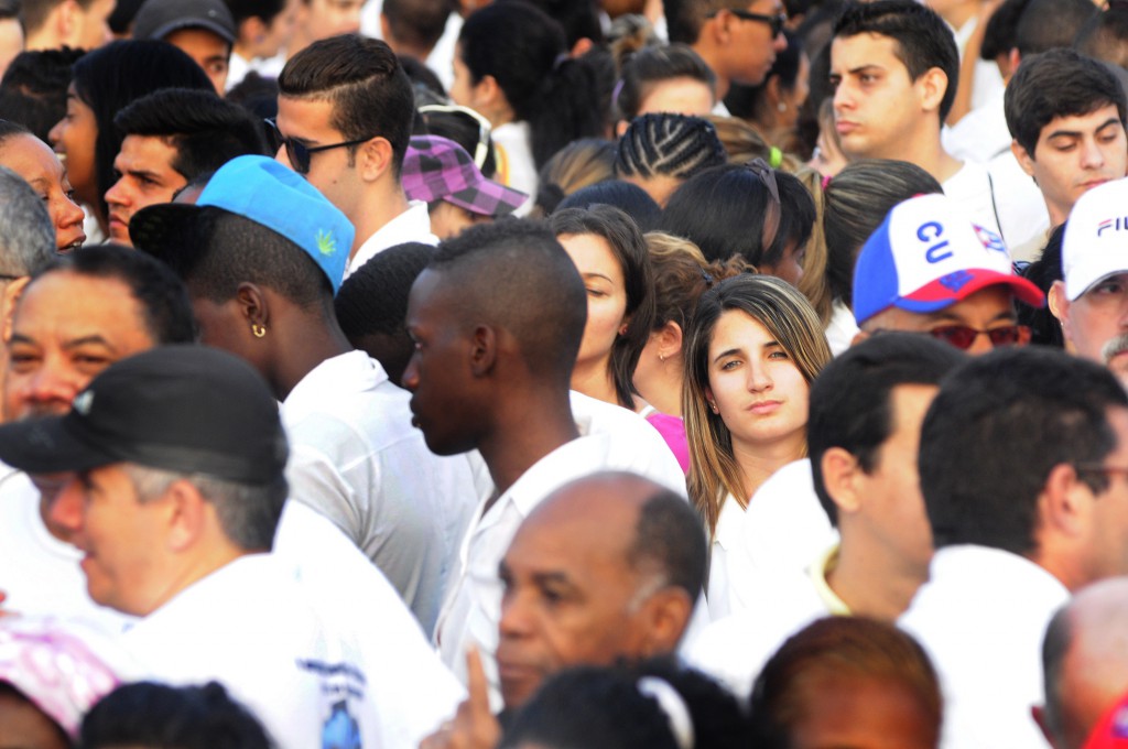 Desfile Primero de Mayo La Habana Cuba (3)