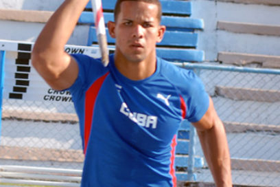 Memorial Barrientos: el viento definió…