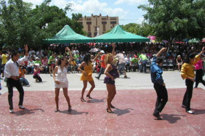 Homenaje a Formell en el inicio de las Romerías de Mayo