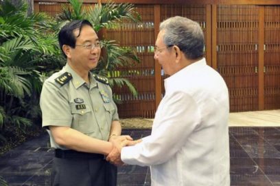 Saludó Raúl Castro al Coronel General Fang Fenghui