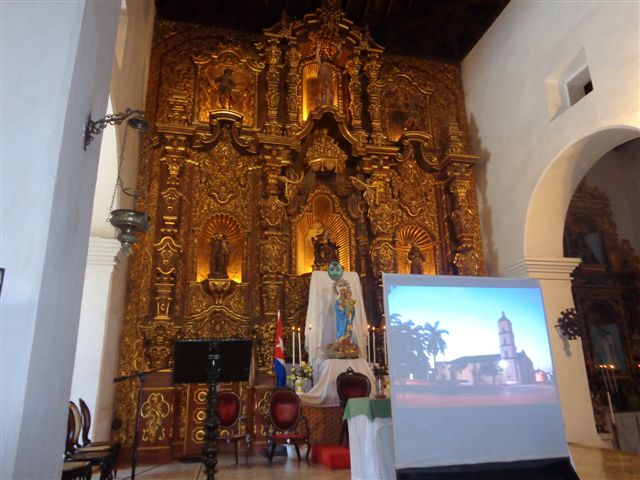 Apreciaron la majestuosidad de la Parroquial Mayor