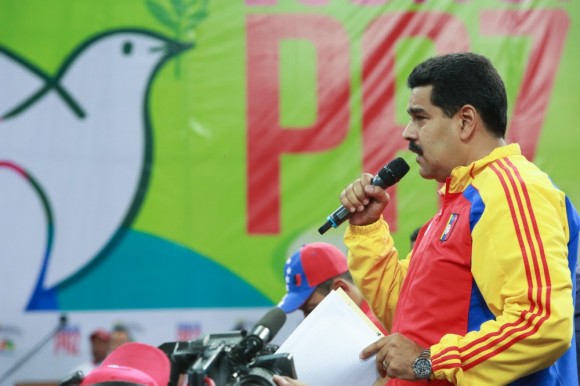 El presidente de Venezuela, Nicolás Maduro, en un encuentro con representantes de más de 200 comunas del país, el pasado 16 de mayo. Foto: Prensa Presidencial de Venezuela