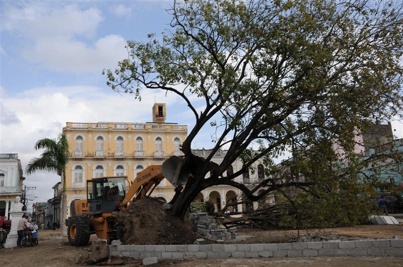 Con una historia que se remonta al siglo XVII, el parque Serafín Sánchez fue demolido hace meses. Foto: Vicente Brito.