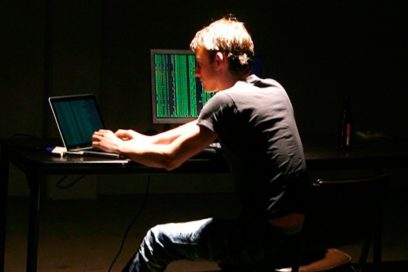 Revelan cómo los gobiernos se introducen en los teléfonos inteligentes