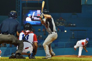 Cuba-Estados Unidos, otra vez en el tope beisbolero más esperado. Foto: Eddy Martin