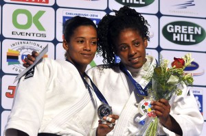Dayaris Mestre y Maria Celia Laborde protagonizaron una final inédita para el judo cubano.. José Raúl Rodríguez Robleda