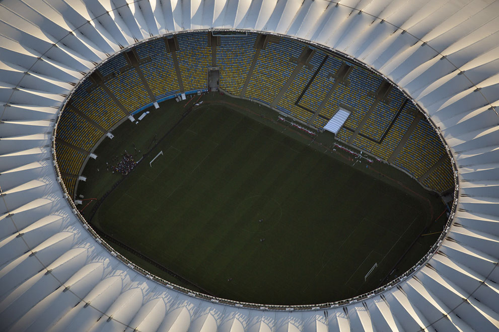 Vista aérea del estadio Maracaná en Río de Janeiro el 8 de junio de 2014. Foto: AP Photo / Felipe Dana.