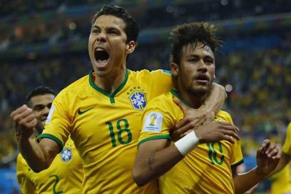 Ya rueda la Brazuca en Brasil