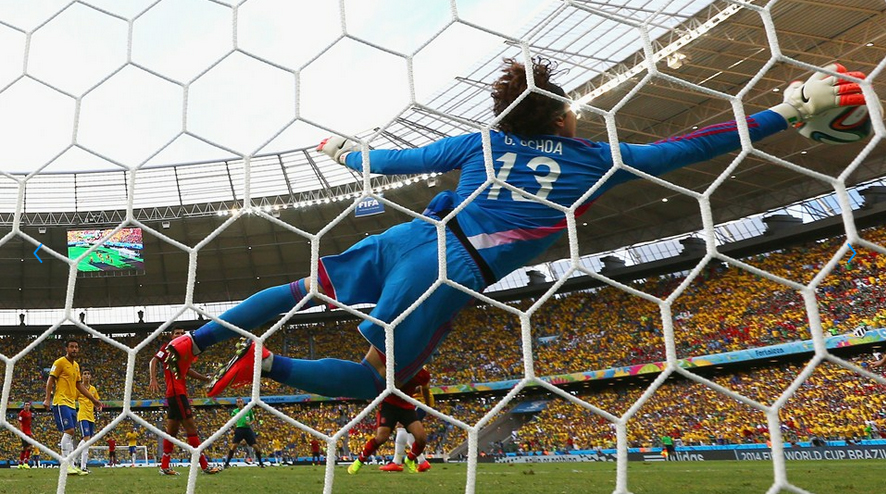 La figura del Memo Ochoa marcóla diferencia, un hombre que esta tarde, allá en Fortaleza, se convirtió en leyenda