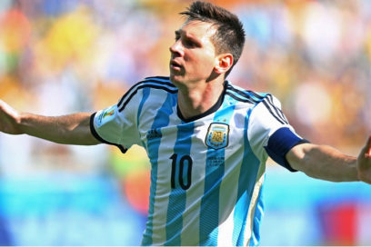 Messi clasifica, Klose en la historia