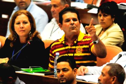 Para no “ahogarse en  la orilla”