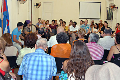 Reciben periodistas premios del Concurso Nacional 26 de Julio (+ Fotos)