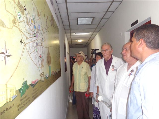 Quedó inaugurado el lugar que fuera comandancia del Che durante la Batalla de Santa Clara en el actual edifico que ocupa el PCC provincial.