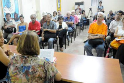 Otorgan premios a fotorreporteros de Trabajadores