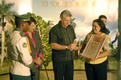 Estimulan a graduados más integrales de escuelas pedagógicas
