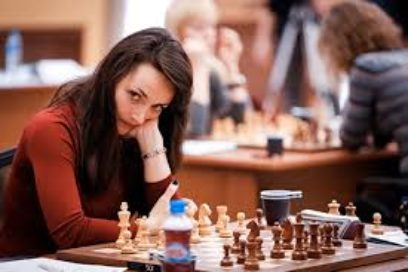 La FIDE cede ante Rusia
