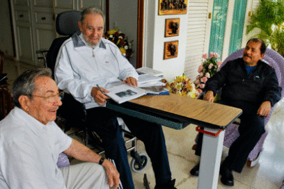 Mensajes de Fidel y Raúl a Daniel Ortega en el 35 aniversario de la Revolución Sandinista