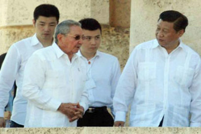Raúl y Xi Jinping en histórica jornada en Santiago de Cuba