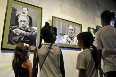 “Fidel es Fidel”: Exposición fotográfica por el 88 cumpleaños del líder de la Revolución cubana