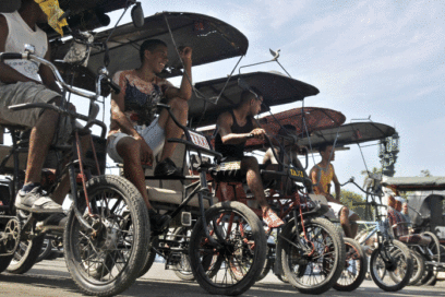 Trabajo por cuenta propia: Con el pie  en el pedal