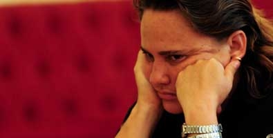 Maritza Arribas no pudo pasar de un empate ante Mokhinur Kakhramonova.