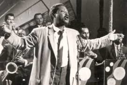 Brindar por el Benny