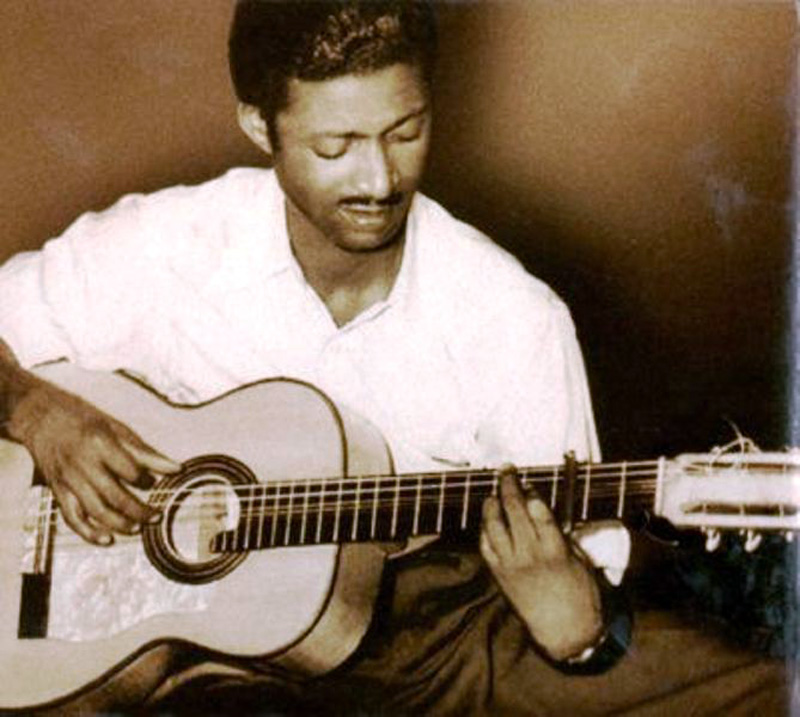 Benny with his inseparable guitar.