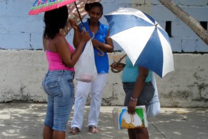 La fiesta de los paraguas y las sombrillas