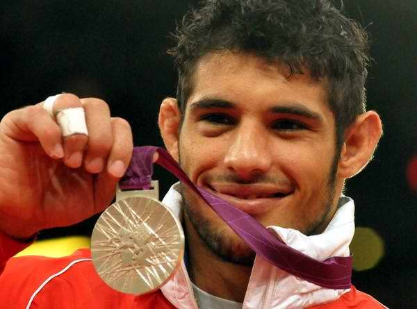 Asley González no podrá defender el título ganado en pasado año en Río de Janeiro