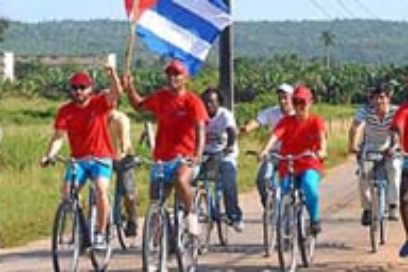 Dos buenas causas para juntar corazones jóvenes