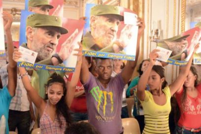 Cubanos celebraron cumpleaños de Fidel