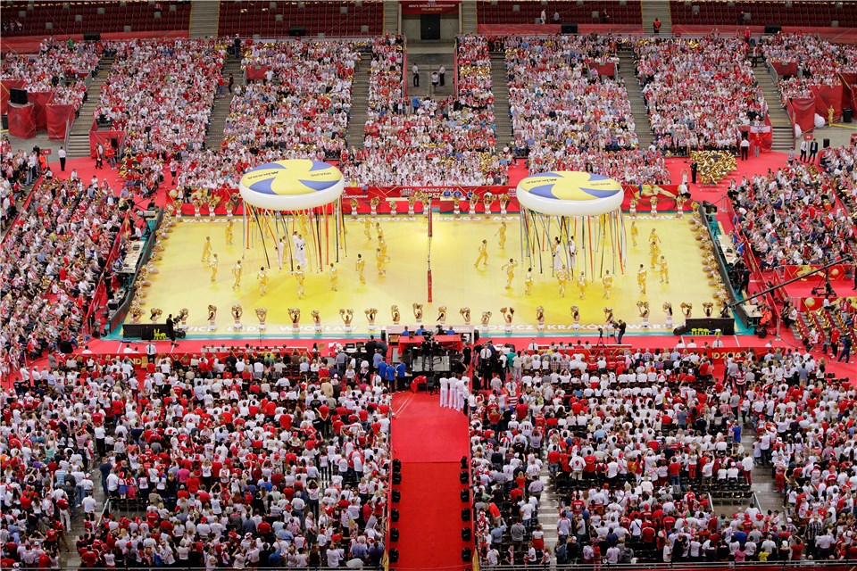 Un instante de la ceremonia de apertura en el estadio nacional de Varsovia. Foto: FIVB.