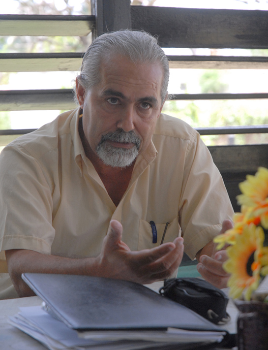 Fernando González Guerra, subdirector de Educación en el municipio de Camajuaní, provincia de Villa Clara.