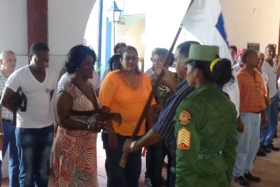 Abanderan  delegación matancera a Conferencia Nacional de la Anir