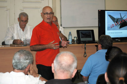 Juristas a favor del desarme nuclear