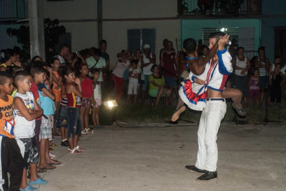 Golpe a Golpe y monte adentro